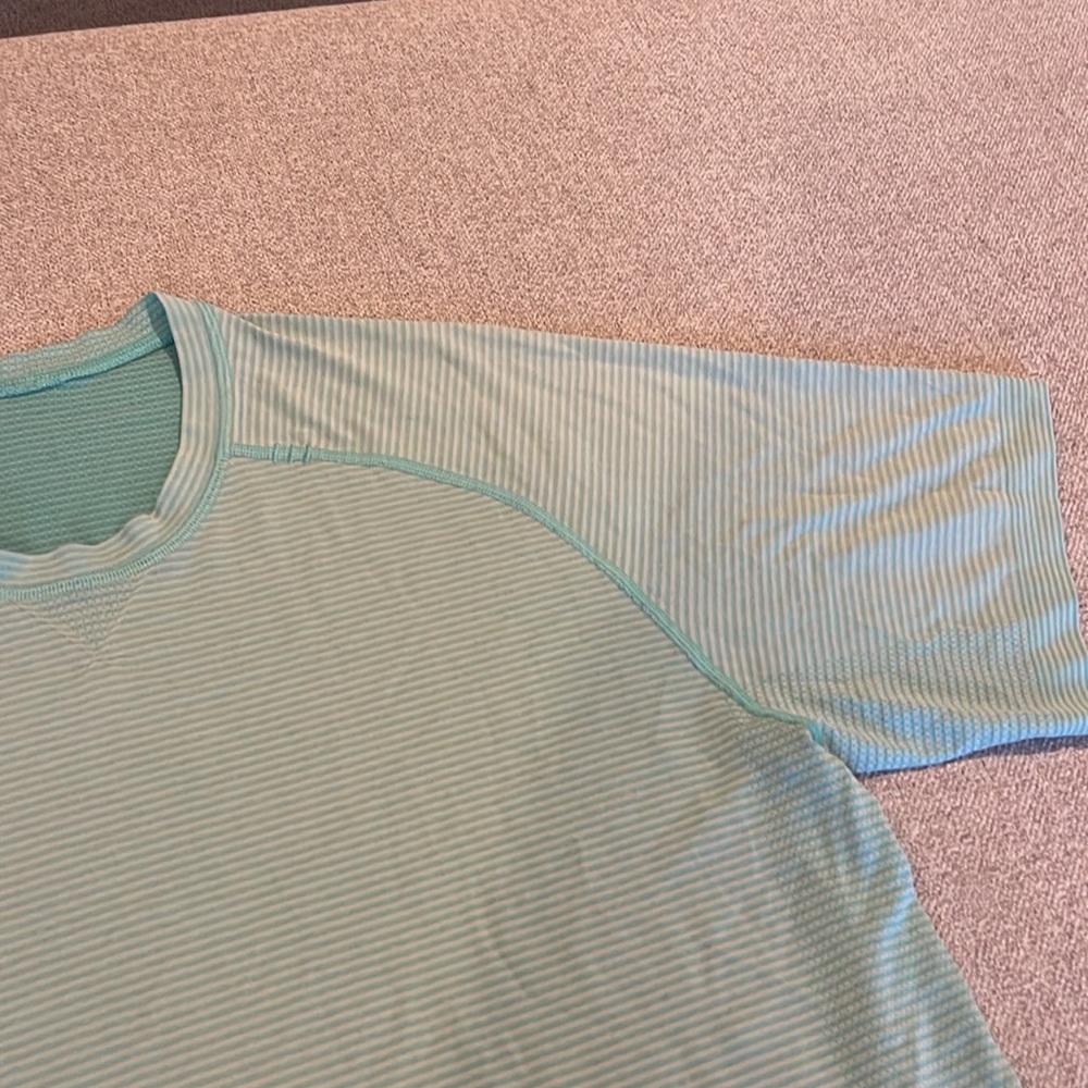 Lululemon Striped Blue Tee - Picture 4 of 7